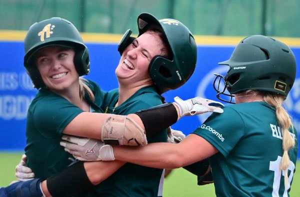 Australia to Host 2027 Women’s Softball World Cup Finals in Redcliffe — A Historic Return