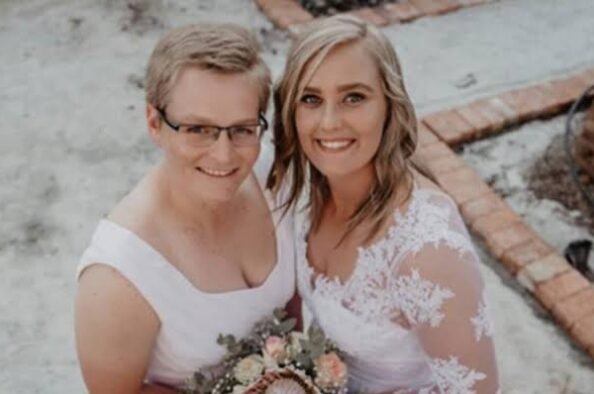 Lizelle Lee and Tanja Cronje (South Africa)