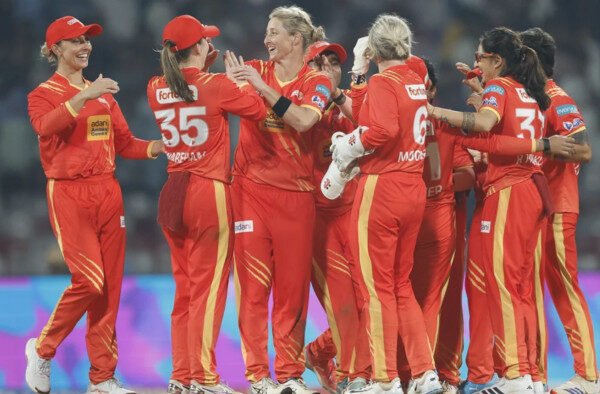 Gujarat Giants Edge Delhi Capitals by Three Runs, Move Closer to WPL 2026 Playoffs