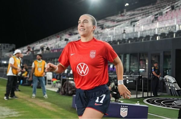 Manchester City Women Sign USWNT Midfielder Sam Coffey in $875K Deal