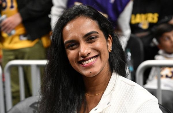 PV Sindhu Returns Safely to Bengaluru After Dubai Travel Chaos Amid Middle East Tensions
