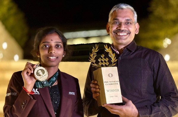 Coach RB Ramesh Praises Vaishali Rameshbabu After 2026 FIDE Women's Candidates Win