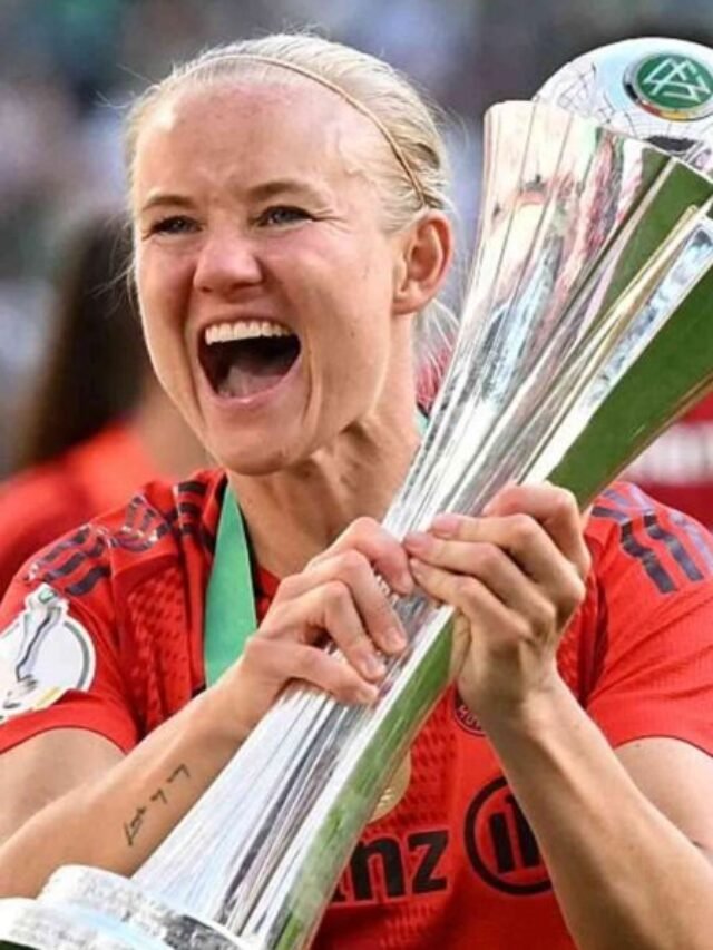 Pernille Harder - 🇩🇪 2024/25 Bayern