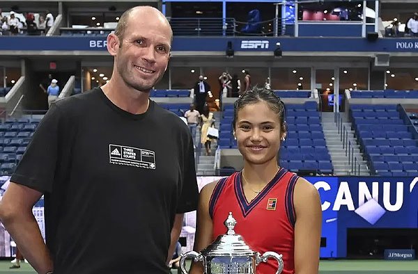 Emma Raducanu Re-signs Andrew Richardson Ahead of Strasbourg and French Open