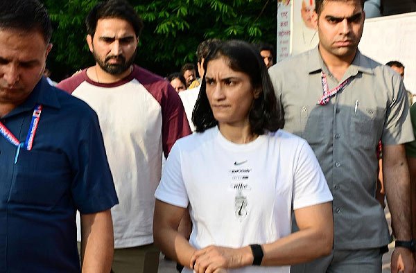 Delhi High Court Refuses Immediate Relief to Vinesh Phogat for Asian Games Trials