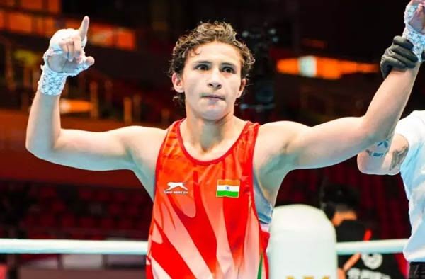 Poonam beat Aziza Yokubova 5-0 at the World Boxing Cup Stage 2; Three Indian Boxers Exit