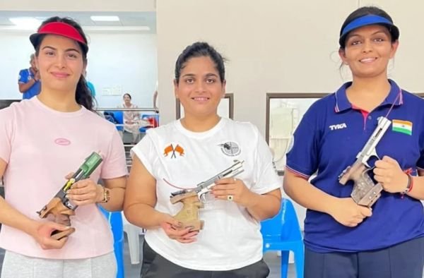 Rahi Sarnobat Wins 25m Pistol T4 Final, Manu Bhaker Takes Silver at National Trials