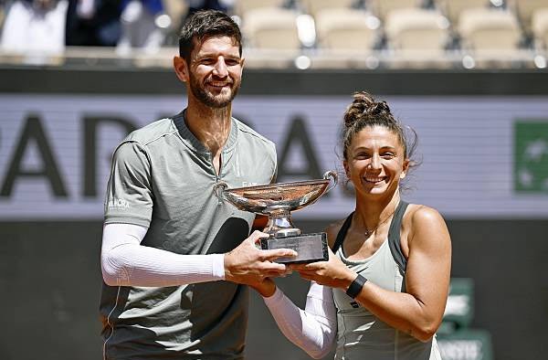 Sara Errani and Andrea Vavassori Win Fourth Grand Slam Mixed Doubles Title at French Open 2026