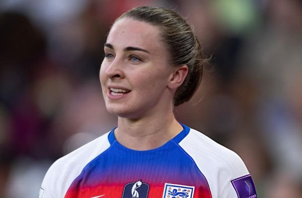 Manchester City Women Sign England Defender Niamh Charles From Chelsea