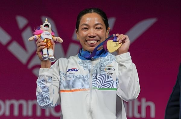 Mirabai Chanu Clinches CWG Gold Hat-Trick, Delivers India's First Gold in Glasgow