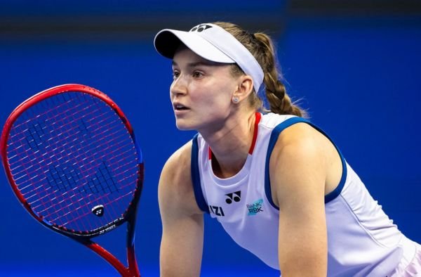 Elena Rybakina Takes Injury Break After Losing First Match as World No. 1