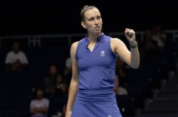 Elise Mertens Stuns Iga Swiatek to Reach China Open 2026 Semifinals